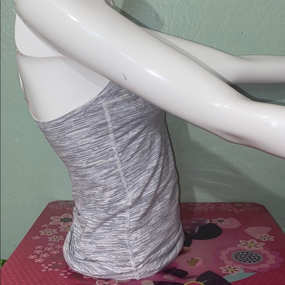 Lululemon Athletics tank top - Picture 2 of 3